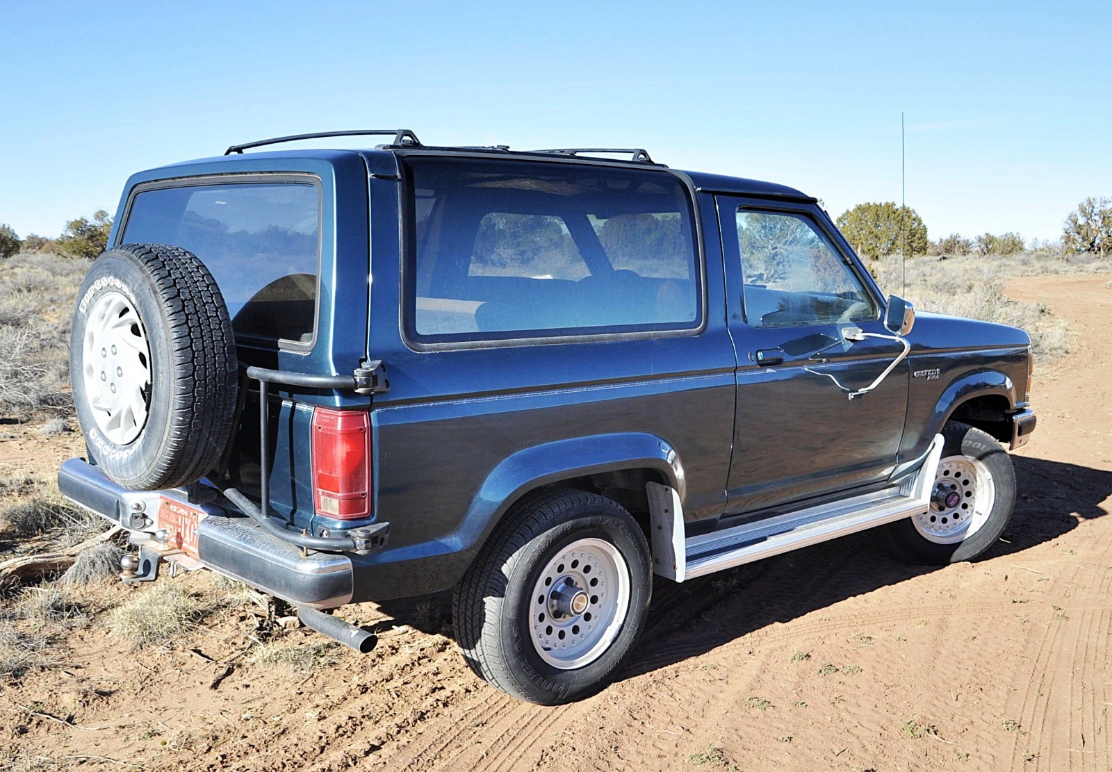 Ford-Bronco-II-1989-SUV-4