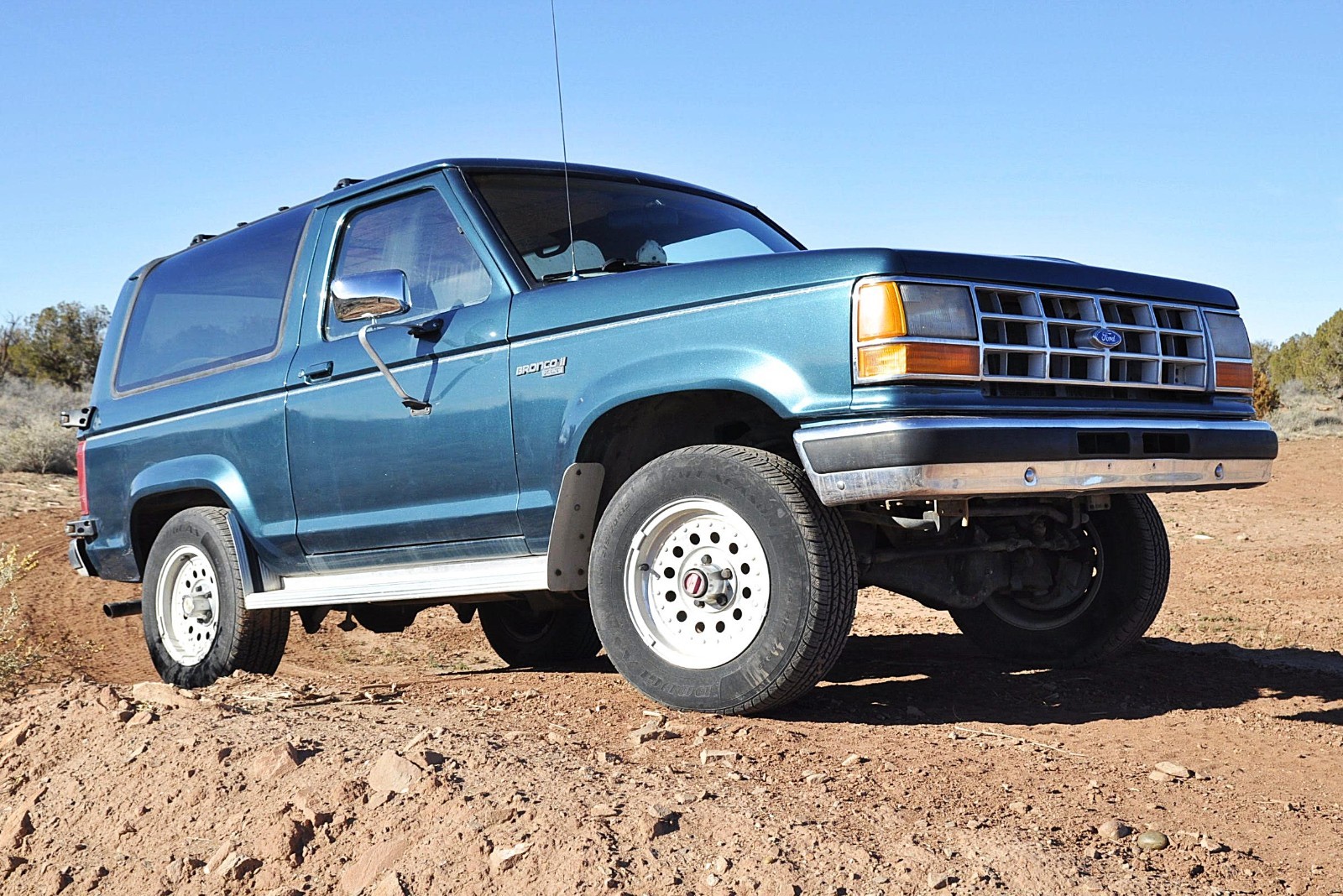 Ford-Bronco-II-1989-SUV-6