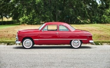 Ford-Business-Coupe-1949-2-Door-1