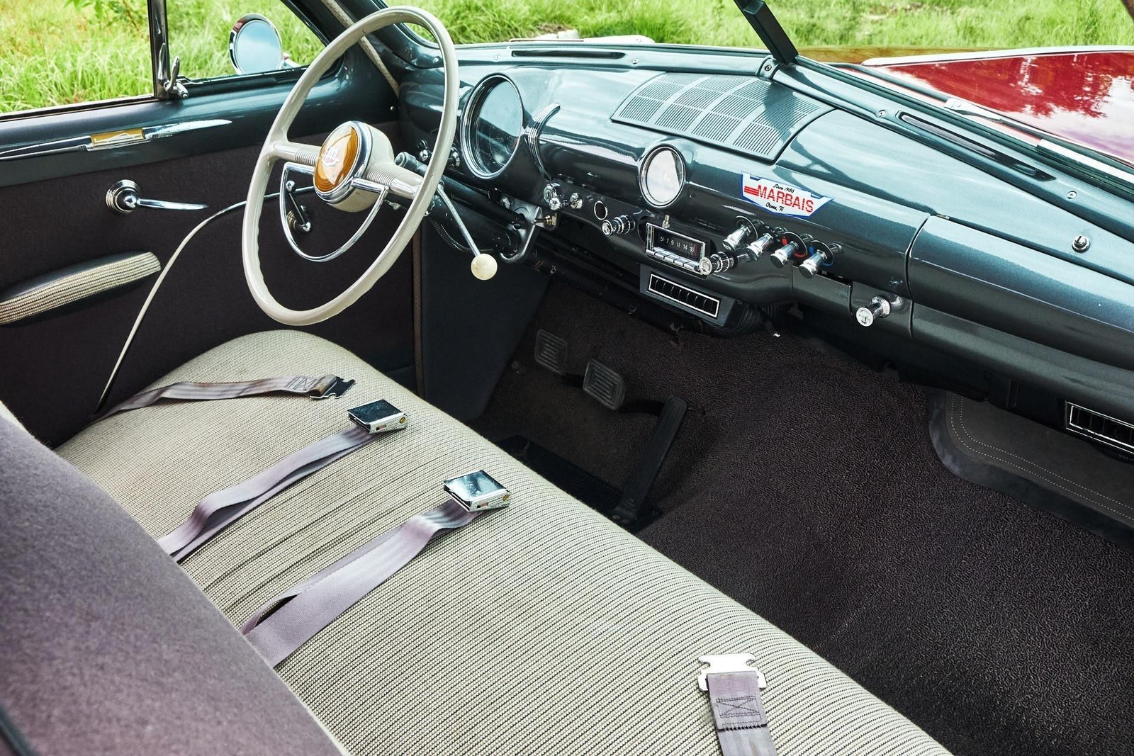 Ford-Business-Coupe-1949-2-Door-15