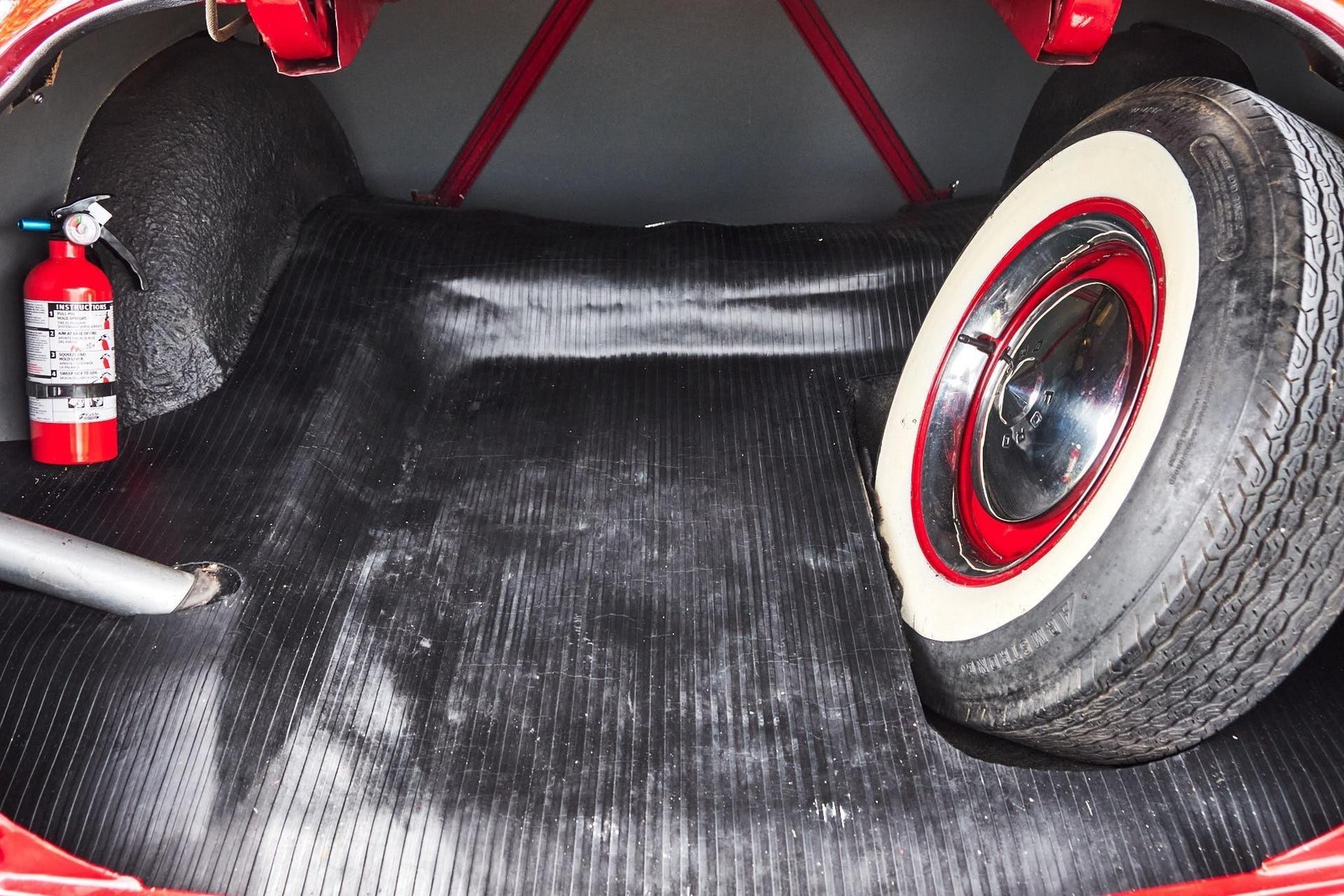 Ford-Business-Coupe-1949-2-Door-16