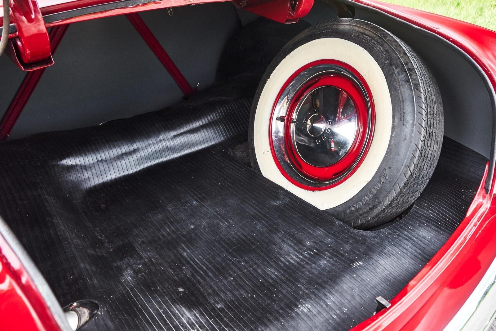 Ford-Business-Coupe-1949-2-Door-18