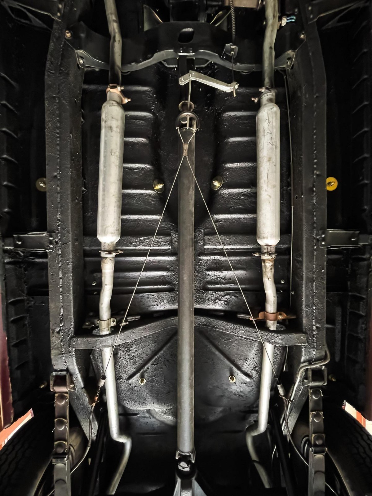 Ford-Business-Coupe-1949-2-Door-19