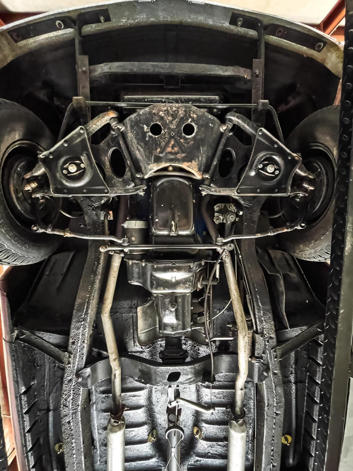 Ford-Business-Coupe-1949-2-Door-21