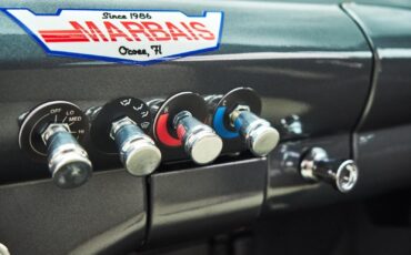 Ford-Business-Coupe-1949-2-Door-35