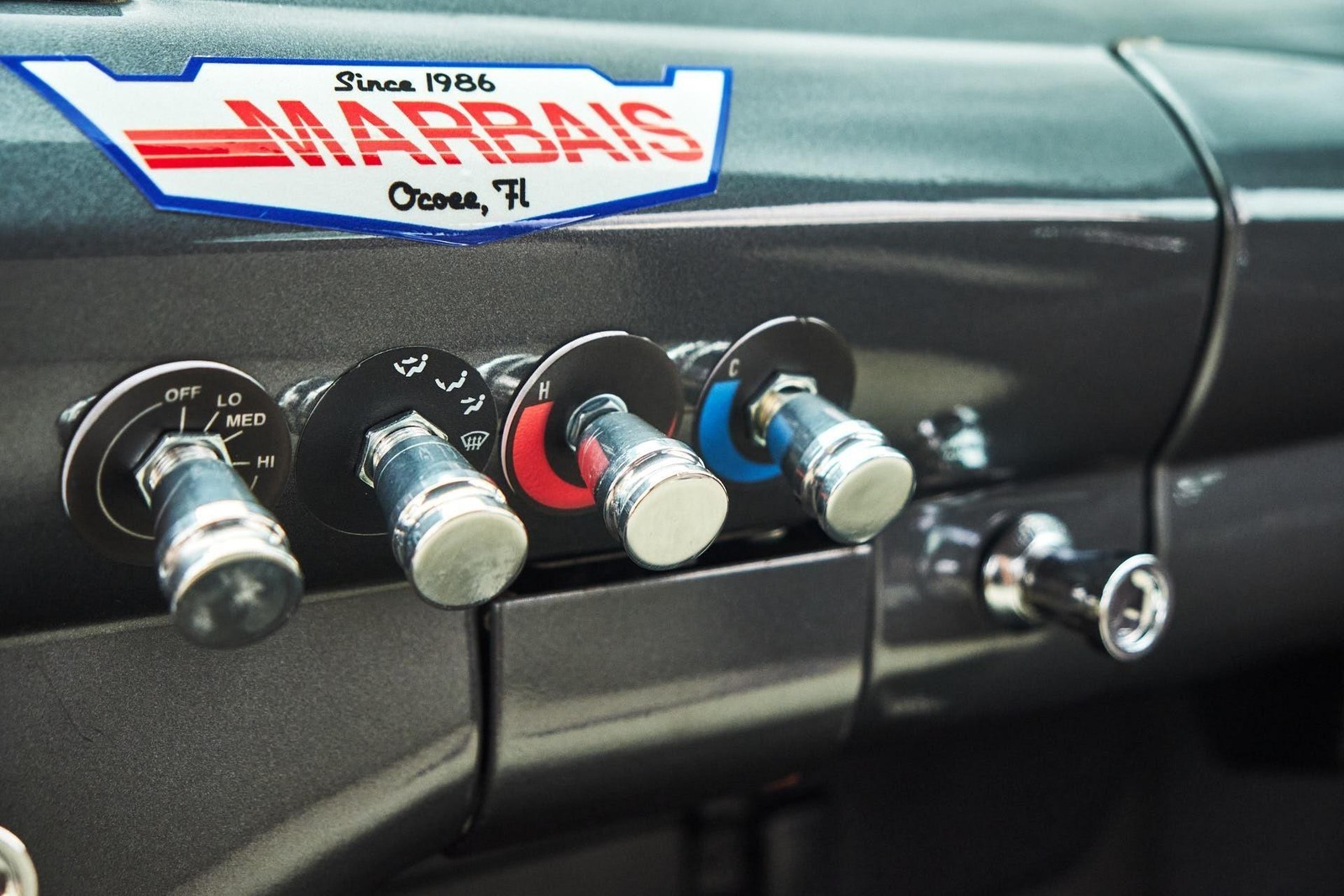 Ford-Business-Coupe-1949-2-Door-35