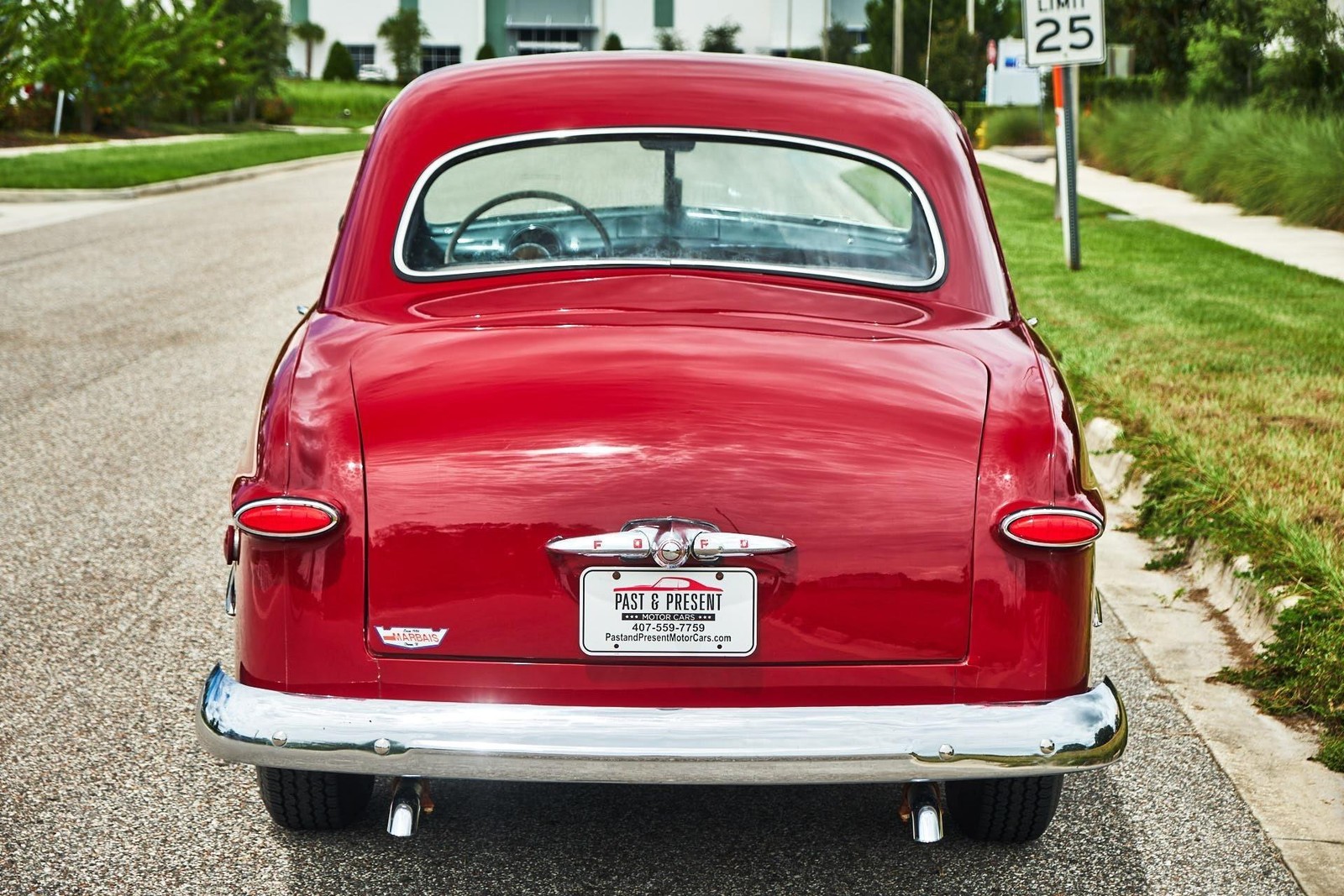 Ford-Business-Coupe-1949-2-Door-4