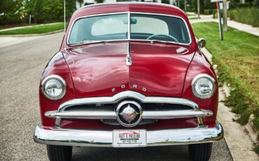 Ford-Business-Coupe-1949-2-Door-9