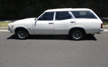 Ford-CORTINA-MK3-1971-Wagon-6