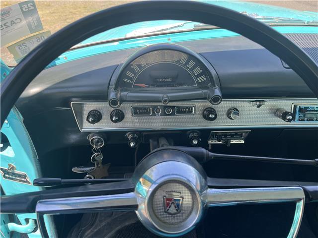 Ford-CUSTOMLINE-1954-SEDAN-17