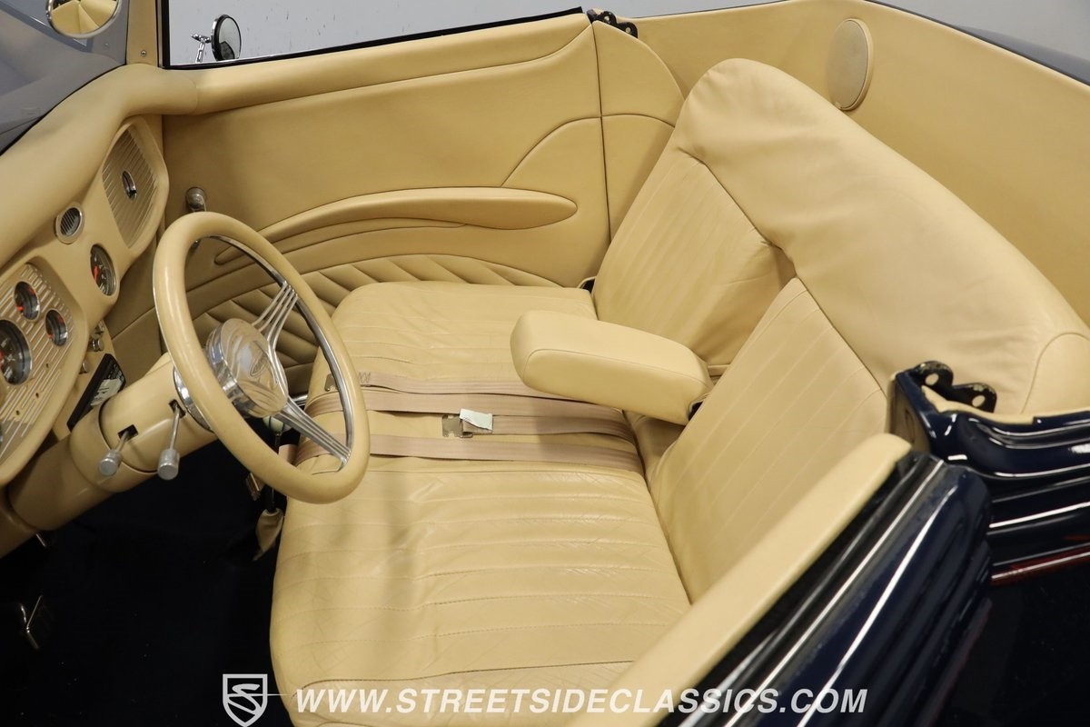 Ford-Cabriolet-1933-Convertible-33