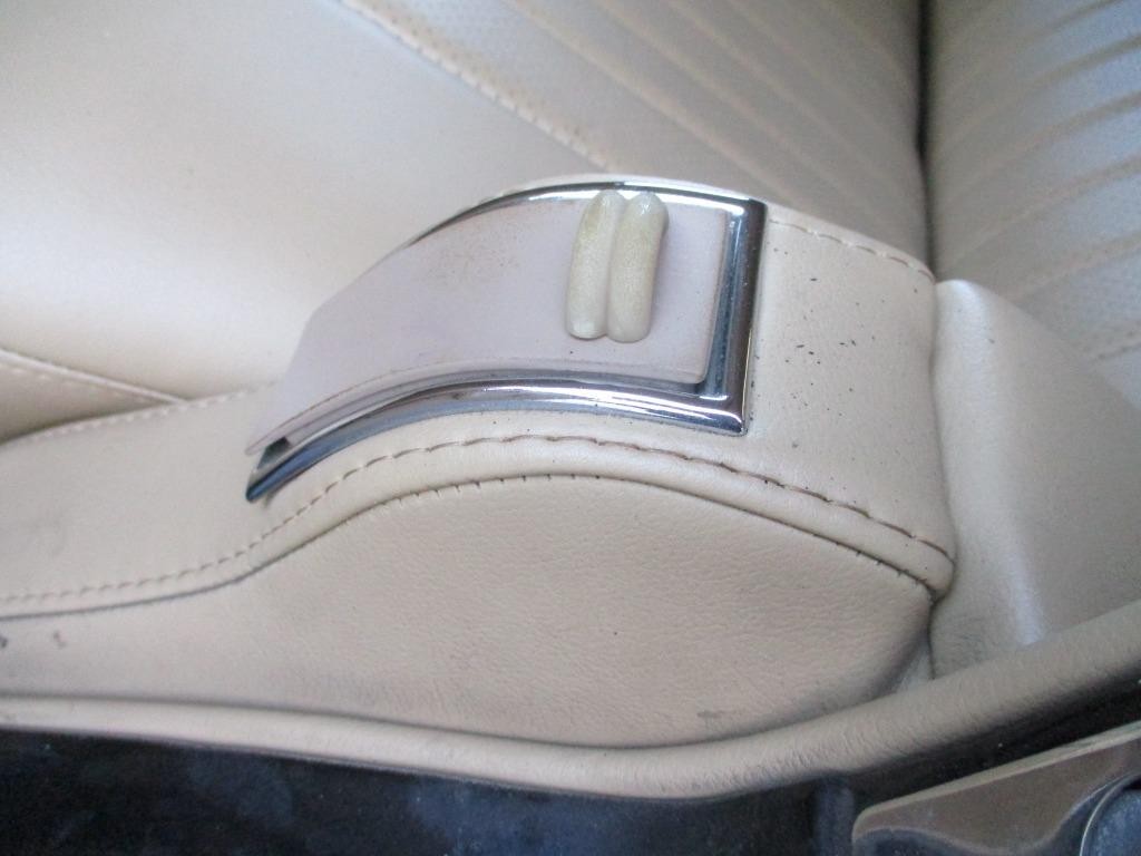 Ford-Cabriolet-Deluxe-Street-Rod-LS1-resto-mod-drivetrain-1939-30