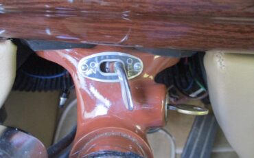 Ford-Cabriolet-Deluxe-Street-Rod-LS1-resto-mod-drivetrain-1939-35