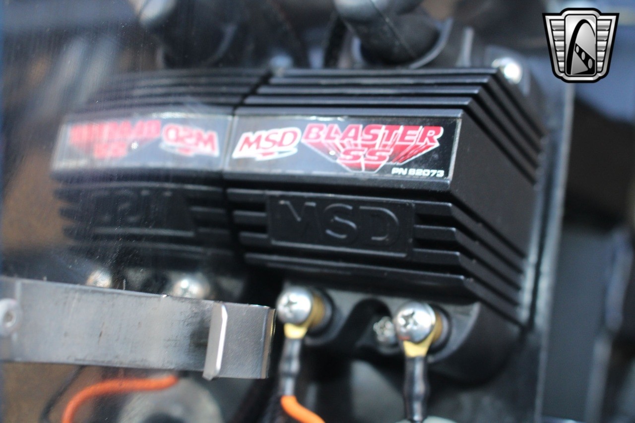 Ford-Cobra-1965-coupe-21