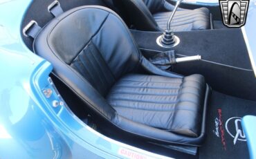 Ford-Cobra-1965-coupe-28