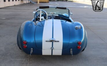 Ford-Cobra-1965-coupe-4