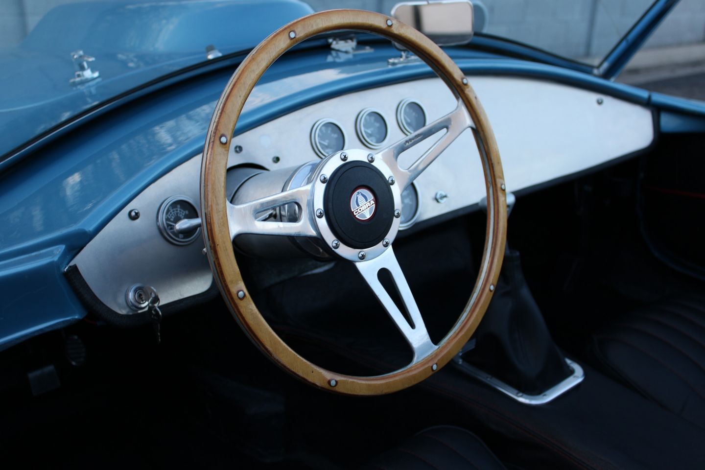 Ford-Cobra-Replica-1965-Convertible-30