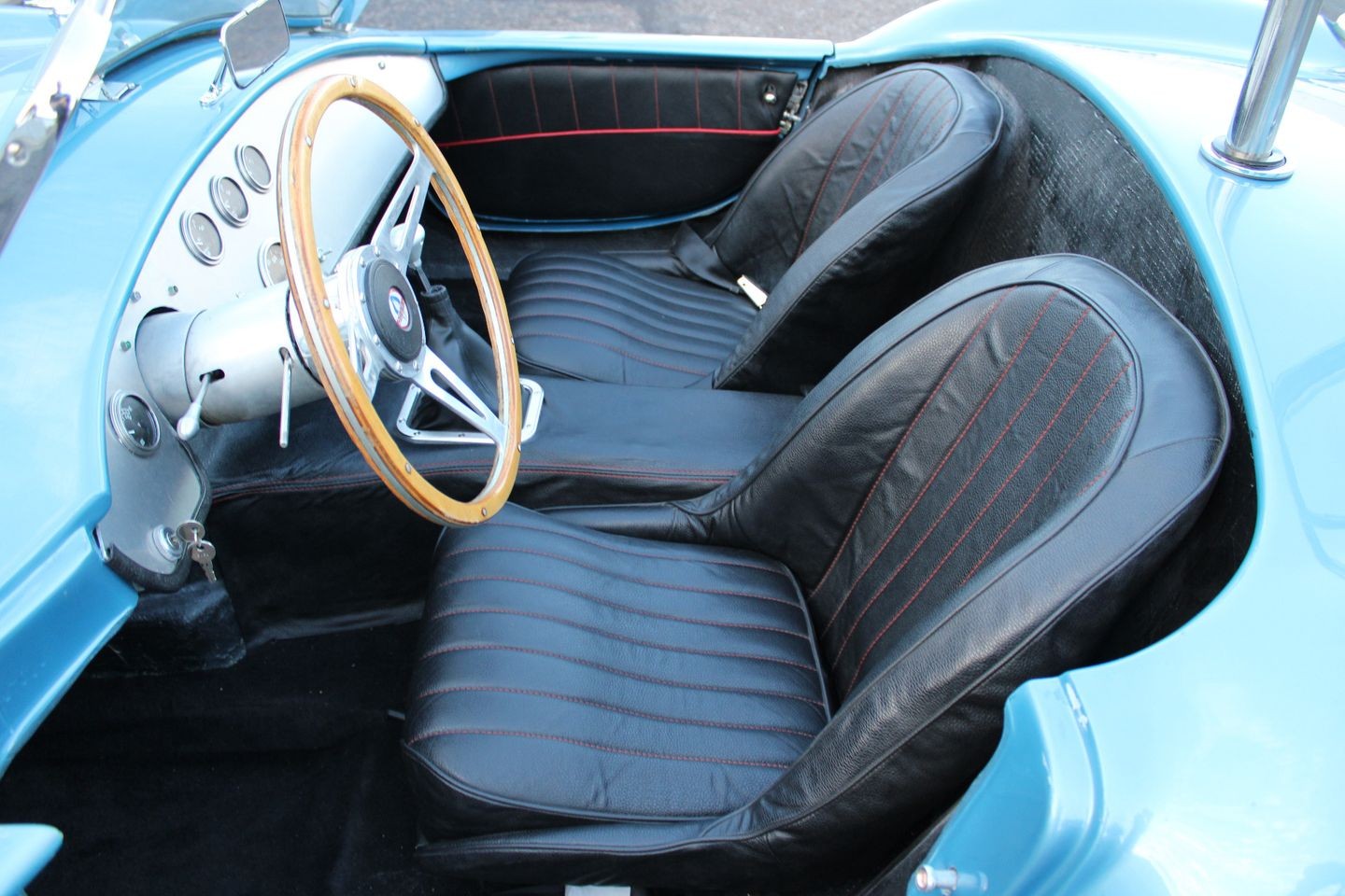 Ford-Cobra-Replica-1965-Convertible-33