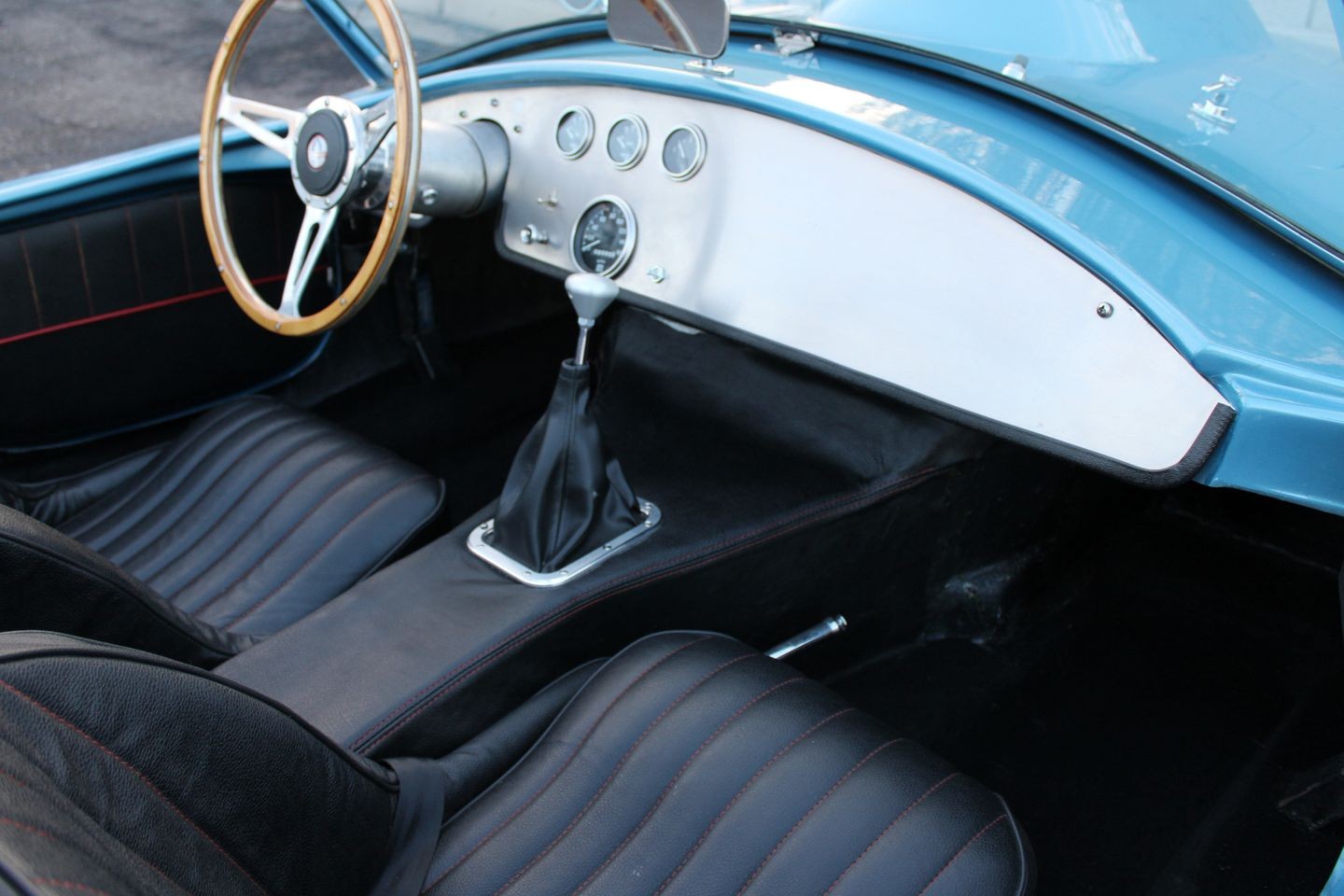 Ford-Cobra-Replica-1965-Convertible-36