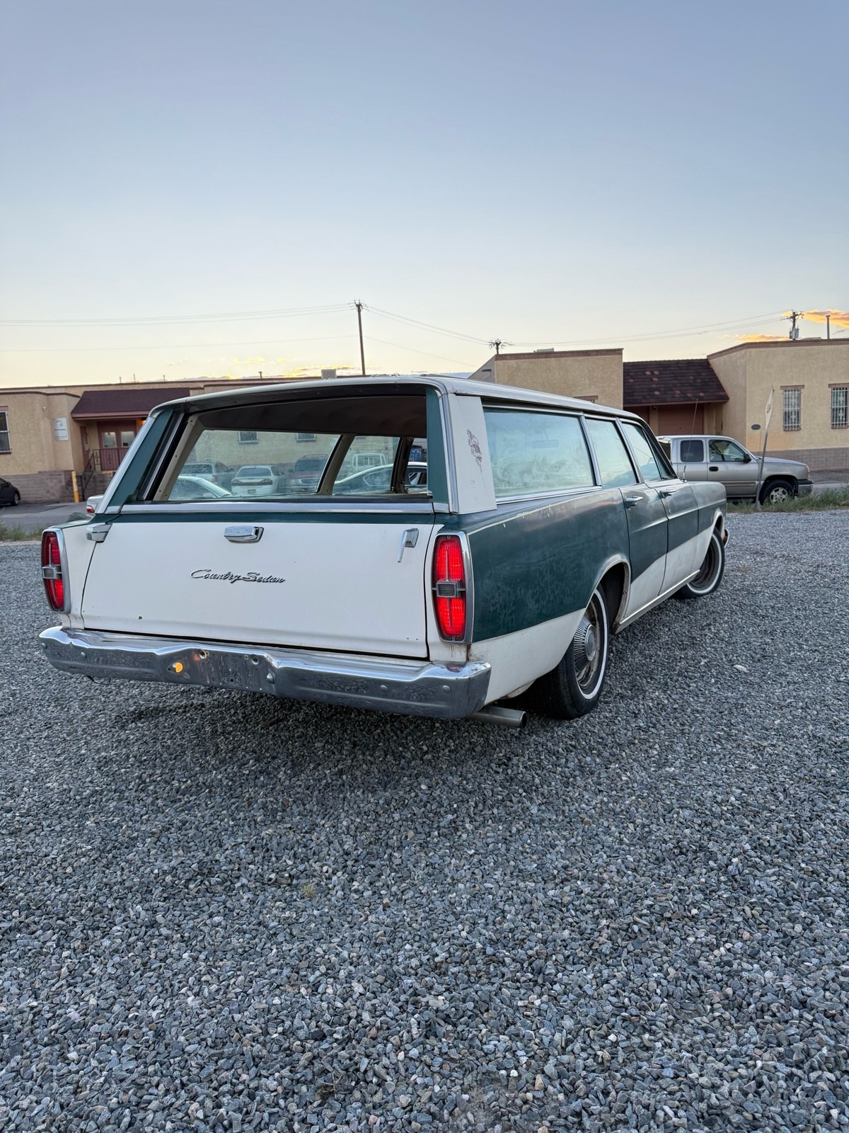 Ford-Country-1966-Sedan-14