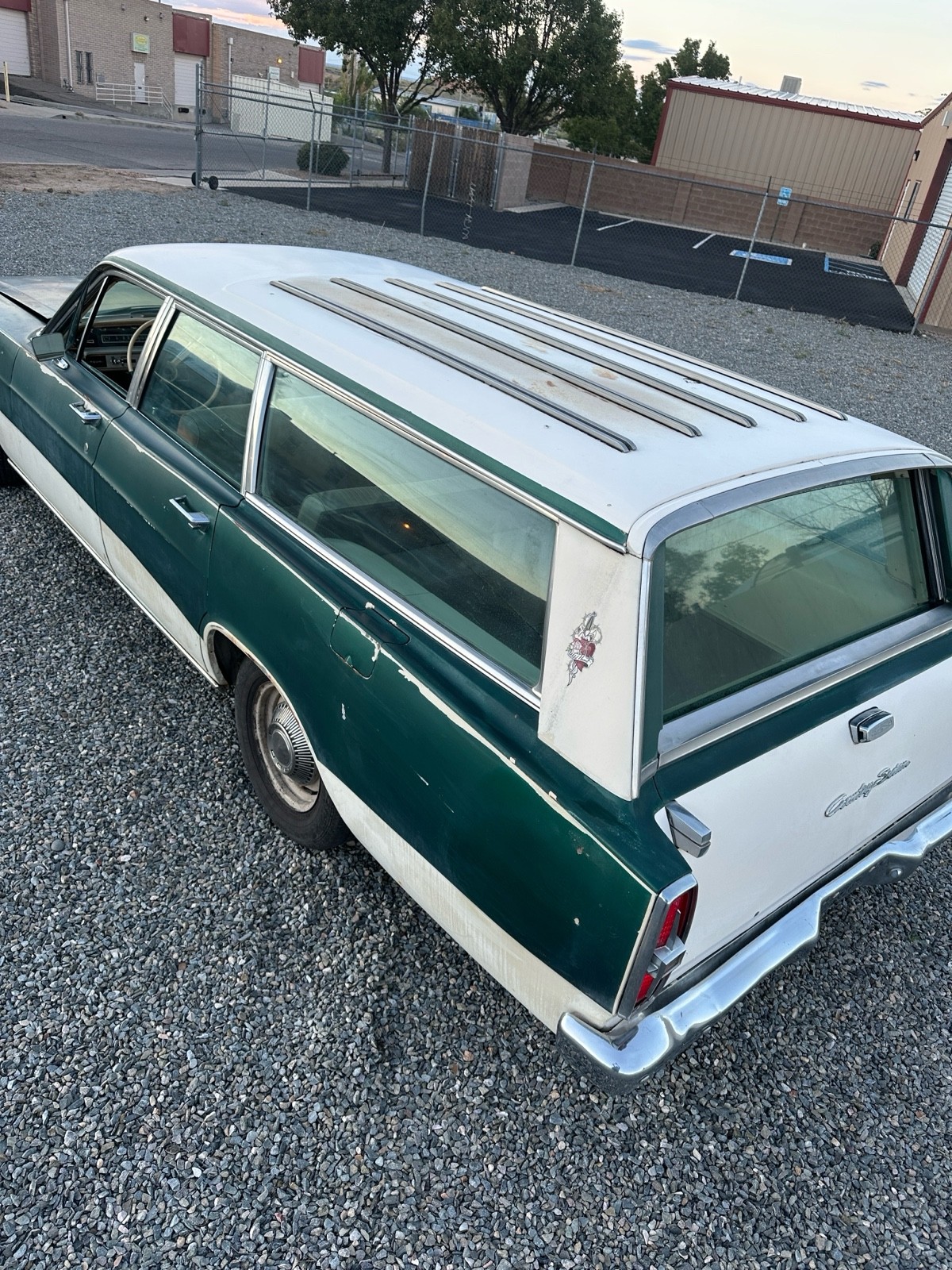 Ford-Country-1966-Sedan-18