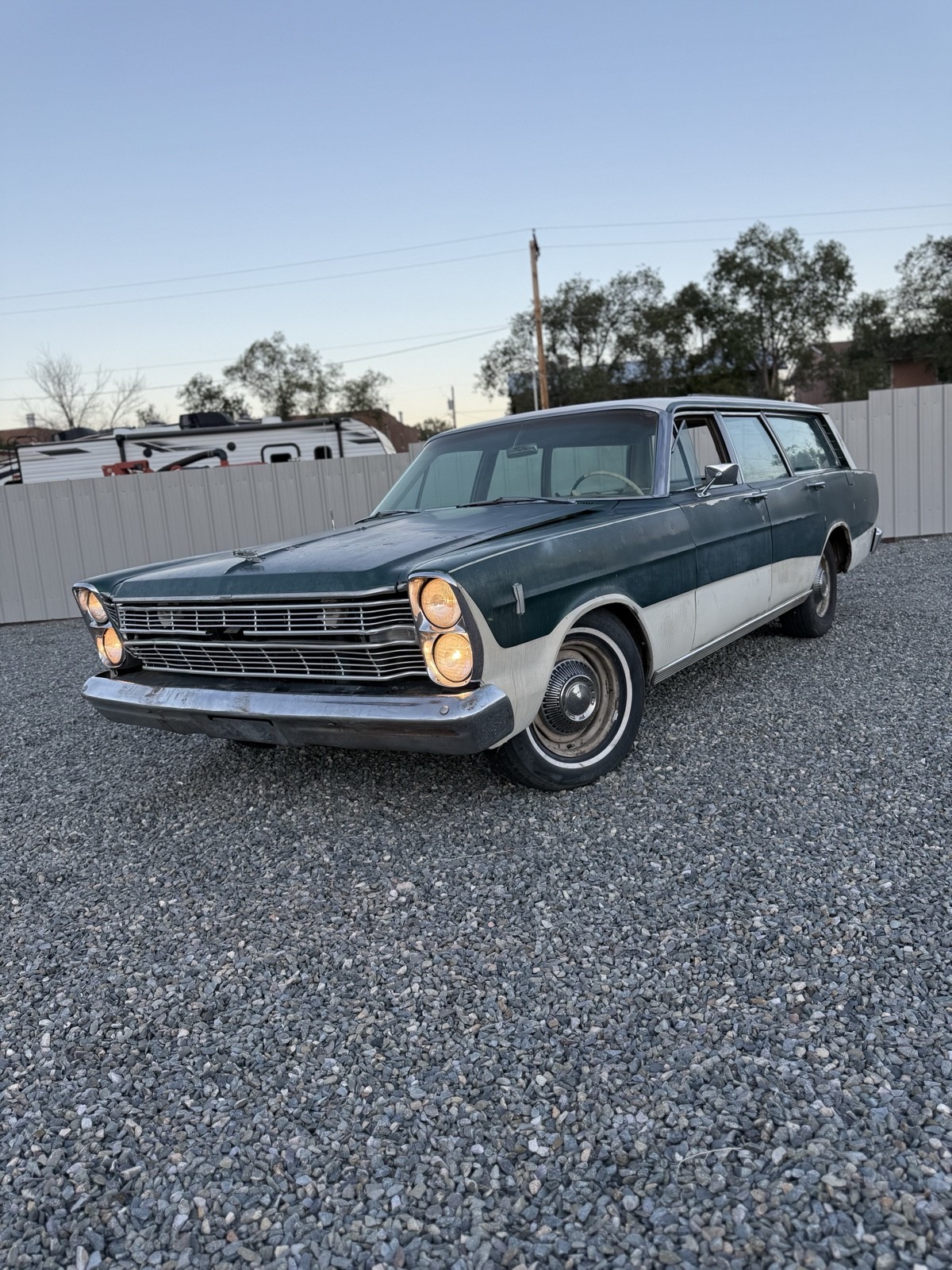 Ford-Country-1966-Sedan