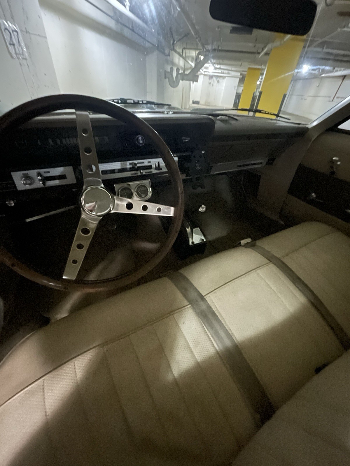 Ford-Country-Sedan-1966-station-wagon-8