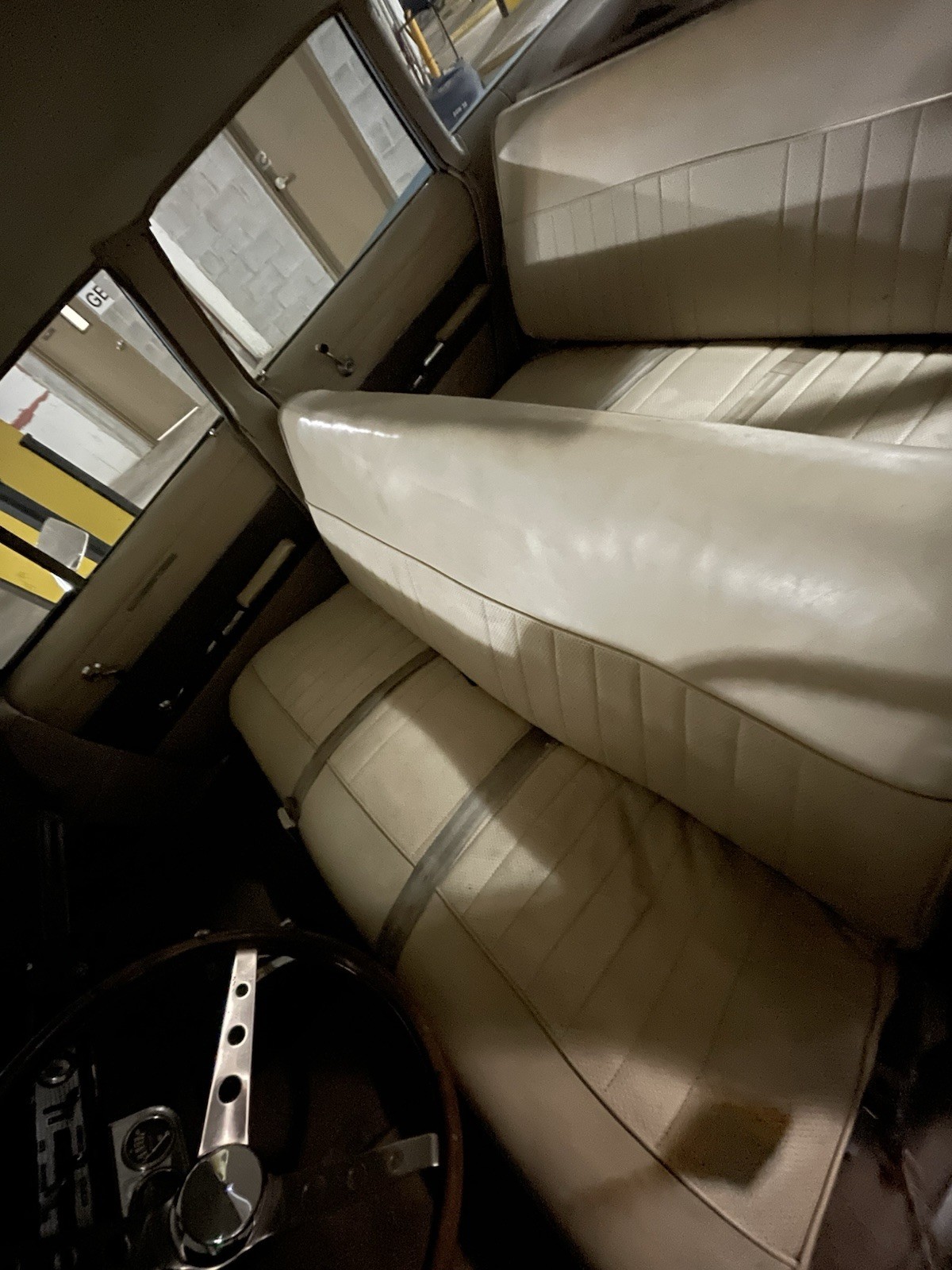 Ford-Country-Sedan-1966-station-wagon-9