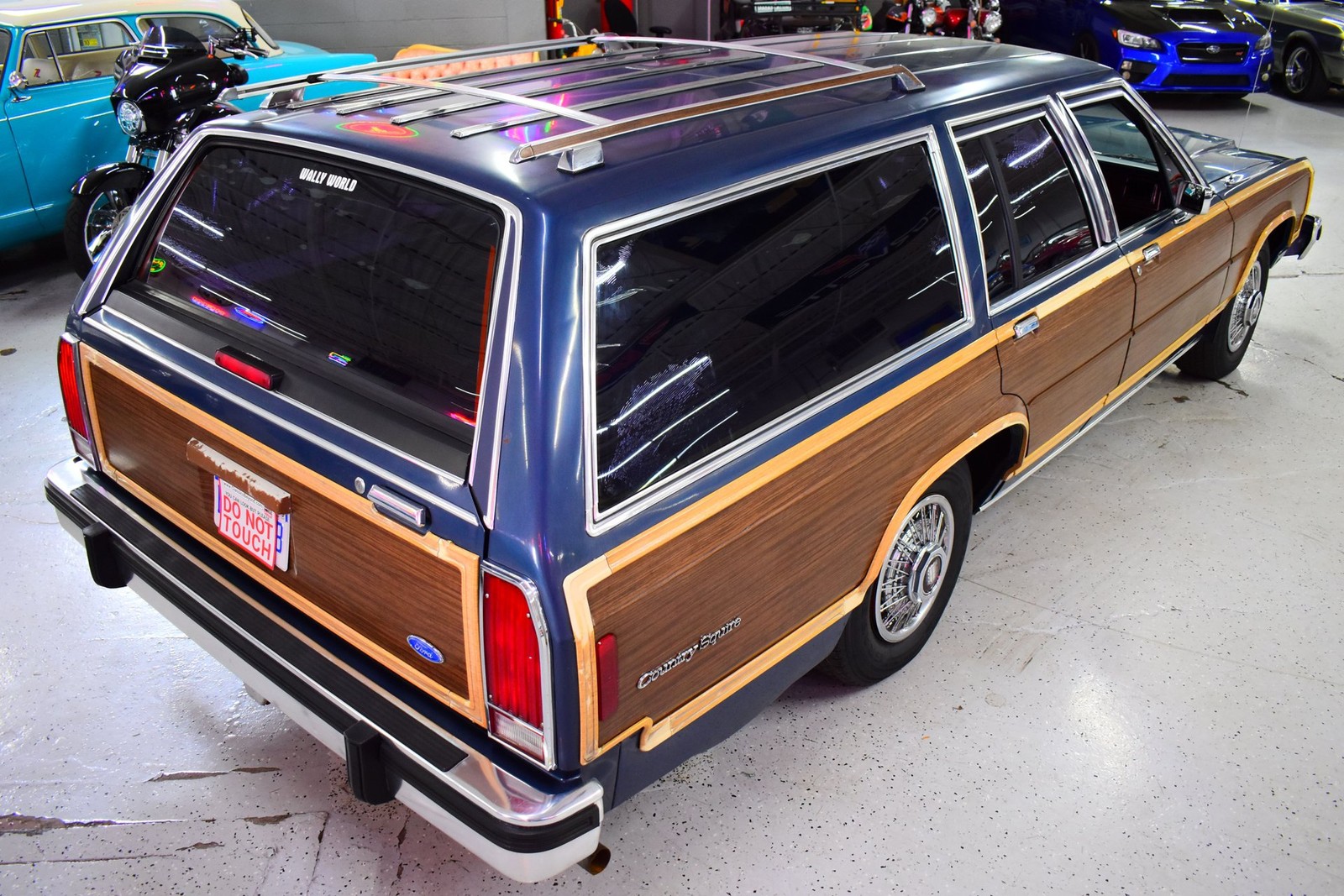 Ford-Country-Squire-1986-Wagon-9
