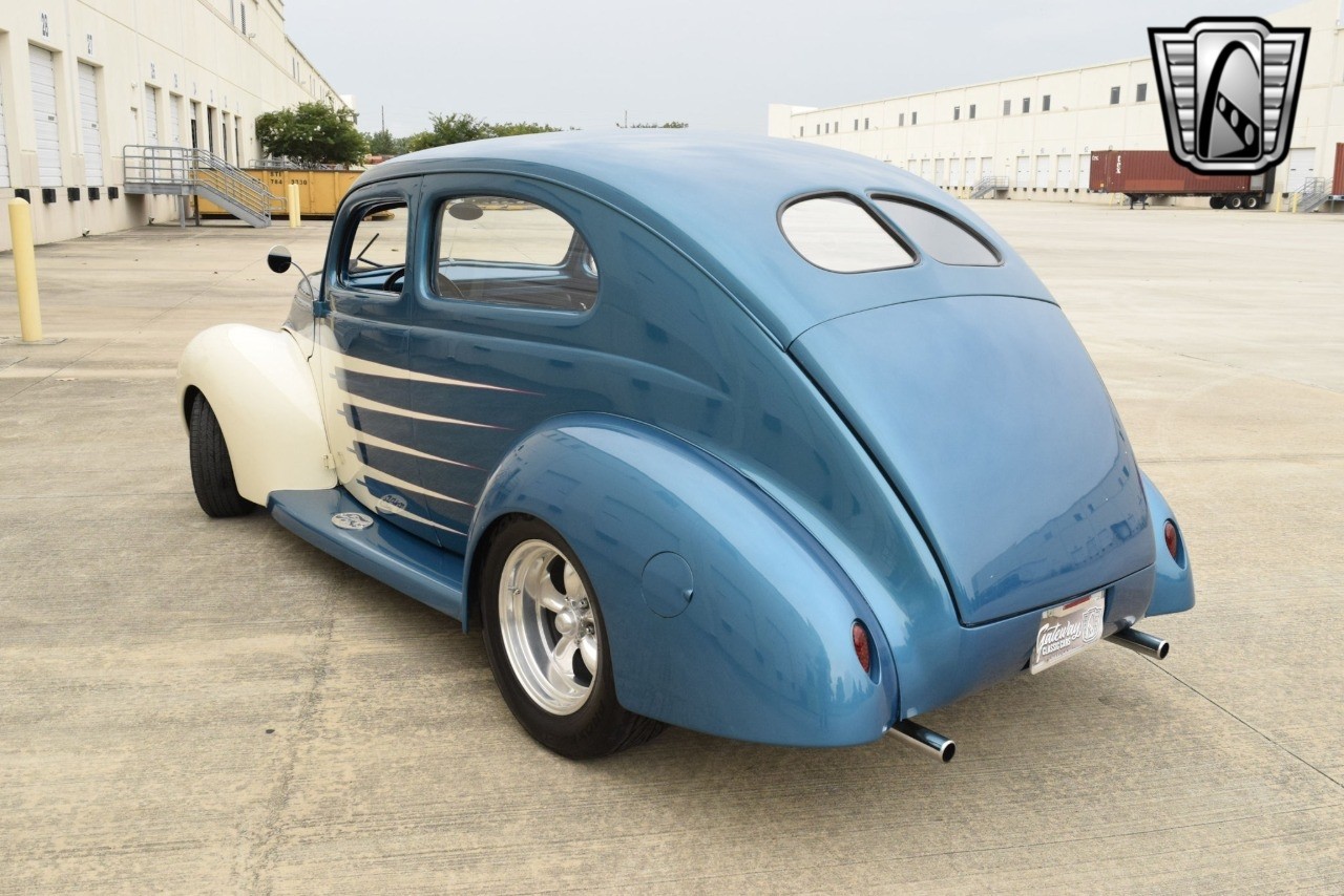 Ford-Coupe-1939-coupe-3