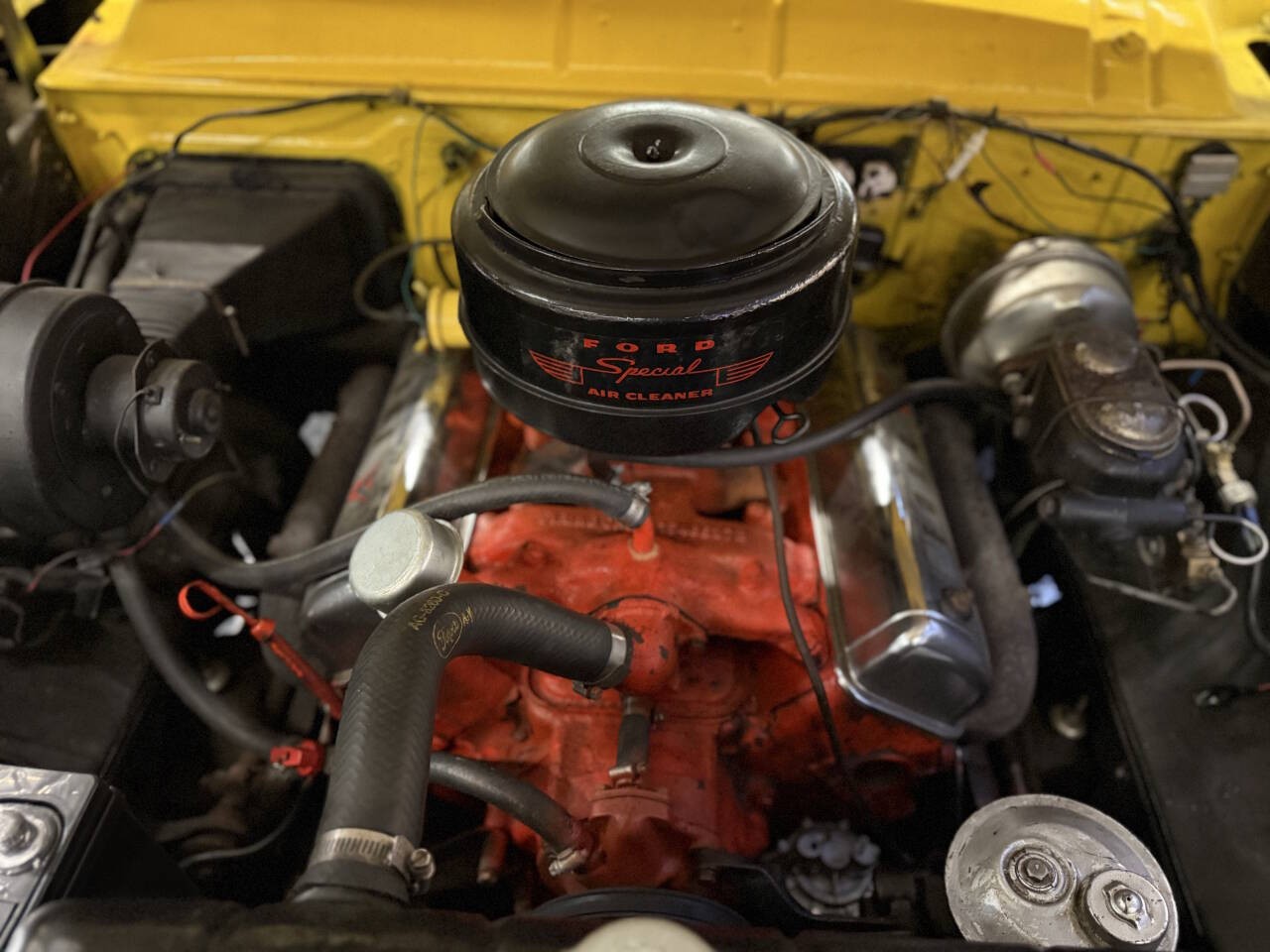 Ford-Crown-Victoria-1955-Coupe-10