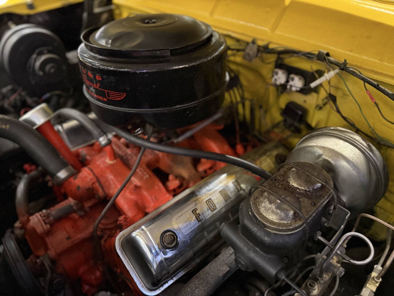 Ford-Crown-Victoria-1955-Coupe-11