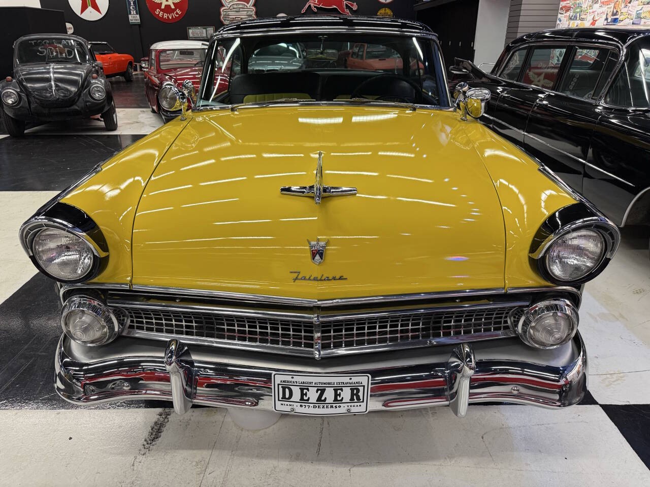 Ford-Crown-Victoria-1955-Coupe-4