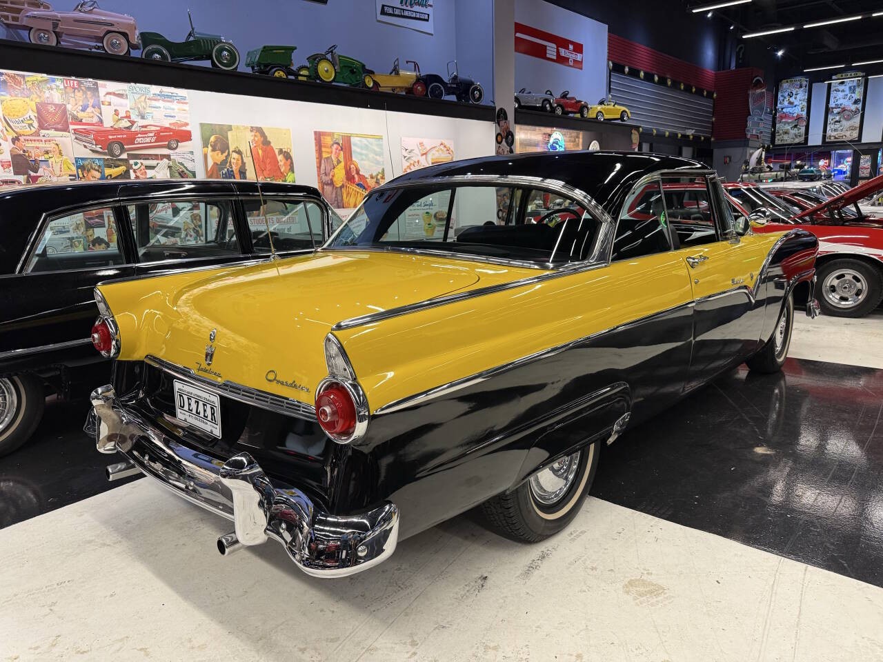 Ford-Crown-Victoria-1955-Coupe-9