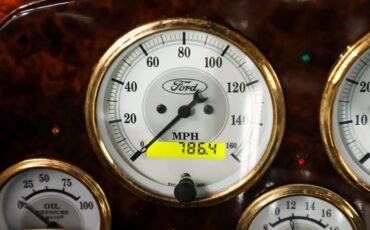 Ford-Custom-1933-Black-Gray-21