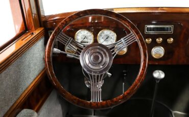 Ford-Custom-1933-Black-Gray-33