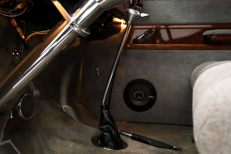 Ford-Custom-1933-Black-Gray-36