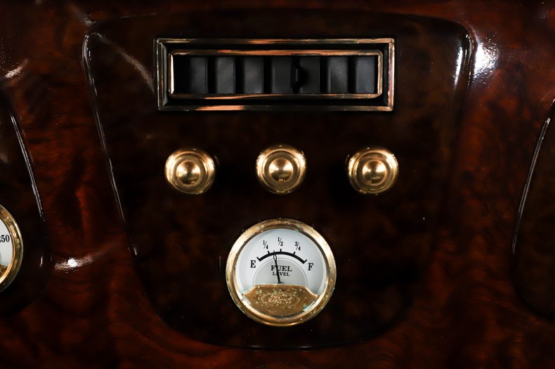 Ford-Custom-1933-Black-Gray-5