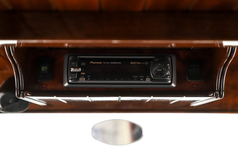 Ford-Custom-1933-Black-Gray-6