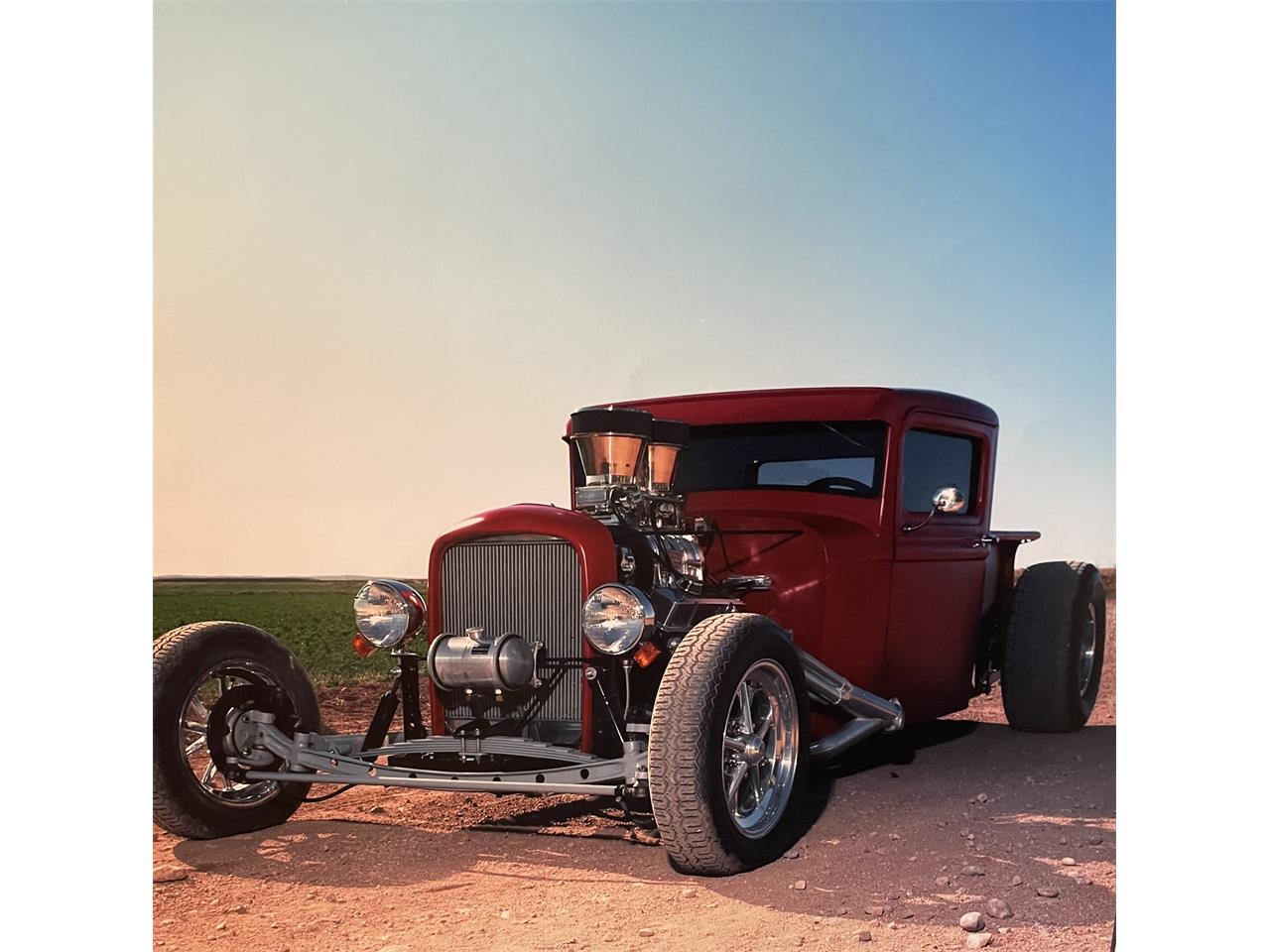 Ford-Custom-1933-Red-Red-and-black-13