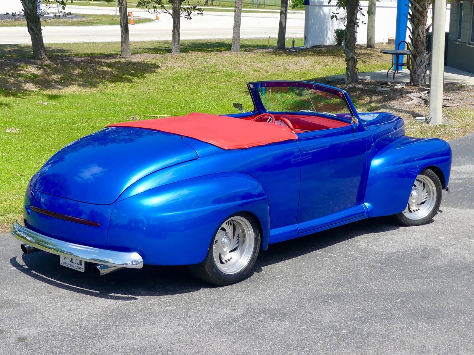 Ford-Custom-1948-Convertible-15