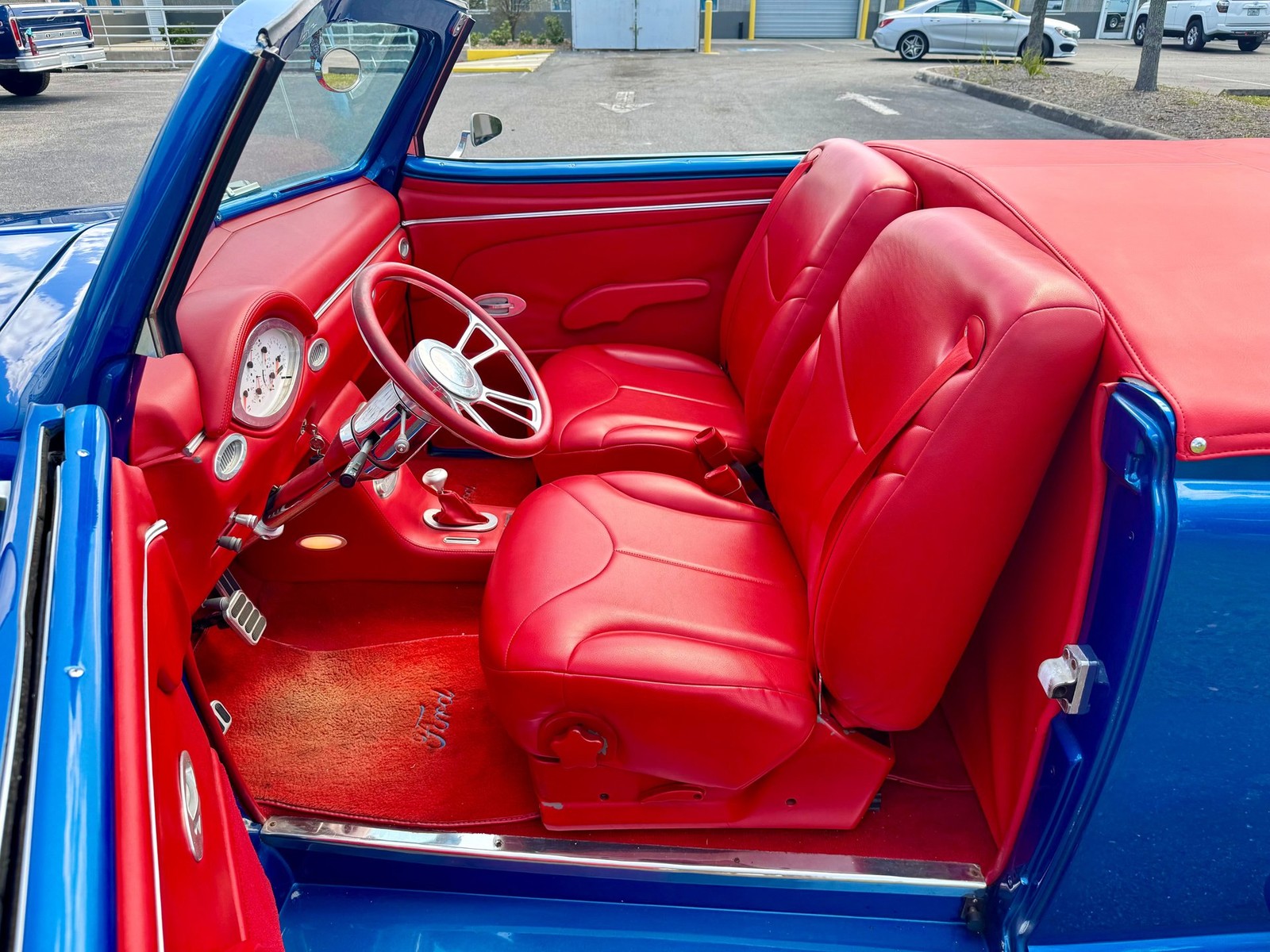 Ford-Custom-1948-Convertible-3
