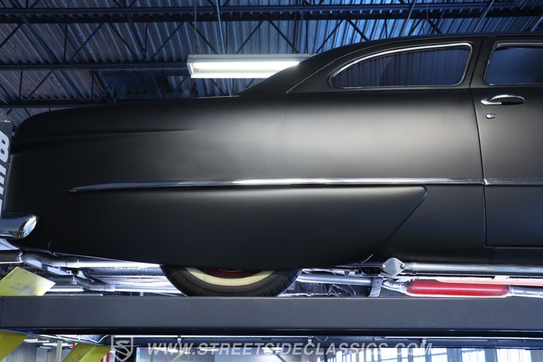 Ford-Custom-1949-Matte-Blue-Gray-16