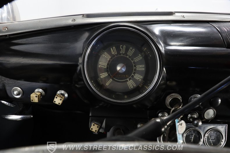 Ford-Custom-1949-Matte-Blue-Gray-44