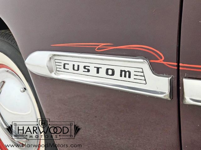 Ford-Custom-1950-Coupe-19