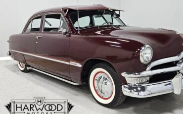 Ford-Custom-1950-Coupe-32