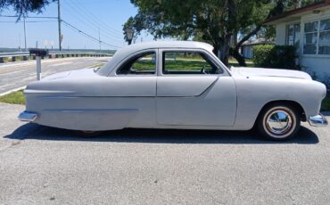 Ford-Custom-1951-Coupe-1
