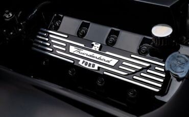 Ford-Custom-1957-Sedan-32