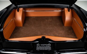 Ford-Custom-1957-Sedan-35