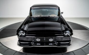 Ford-Custom-1957-Sedan-7